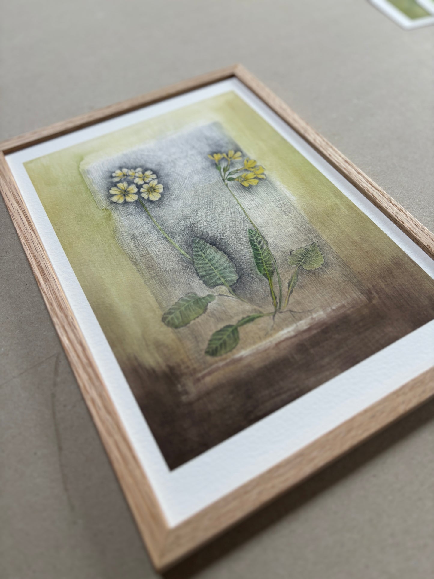 A4 Kunstdruck "Schlüsselblume" mit Rahmen Eiche