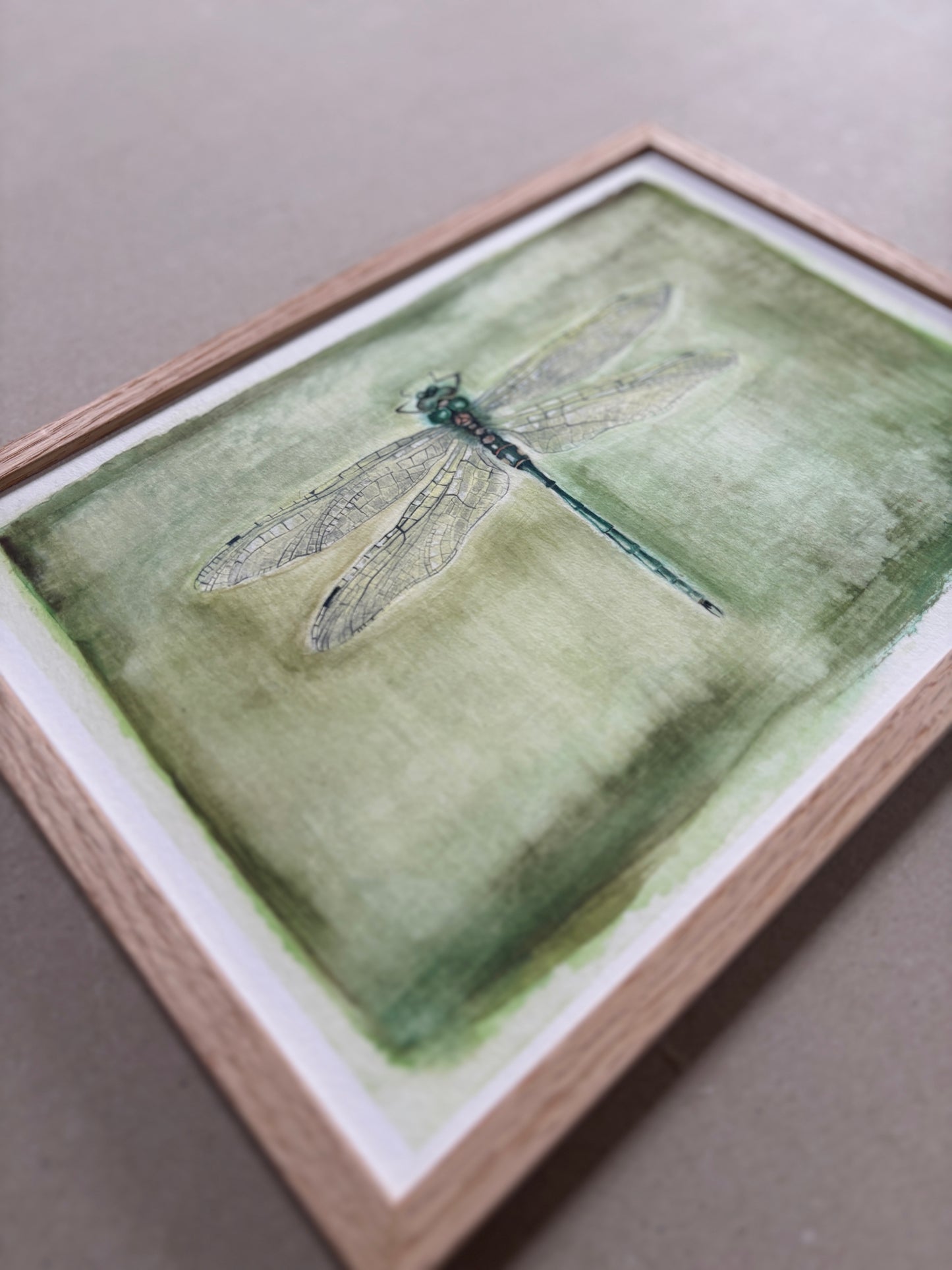 A4 Kunstdruck "Libelle" mit Rahmen Eiche