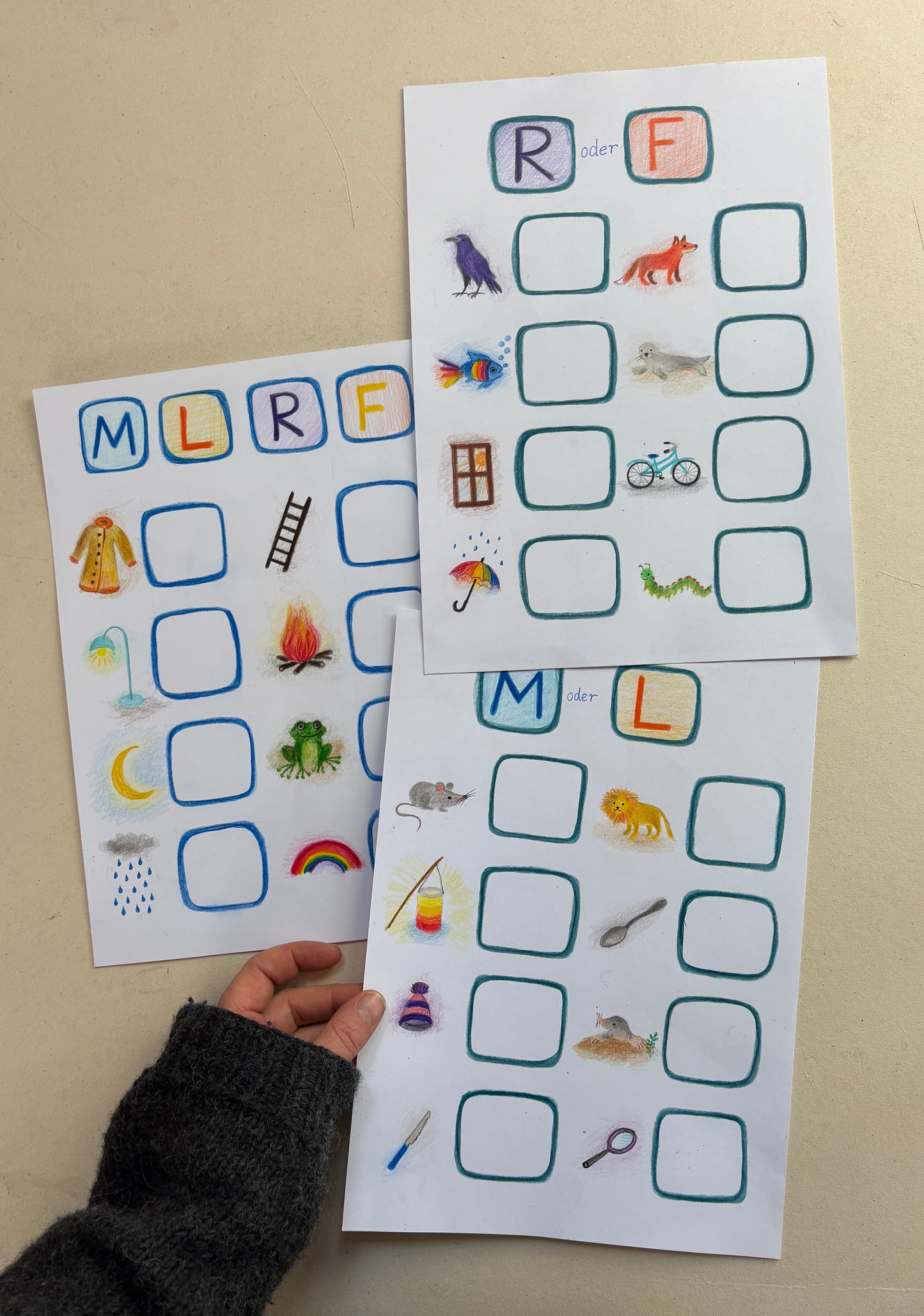 3 Arbeitsblätter von Ode Desjardins Buchstaben 3 (PDF)